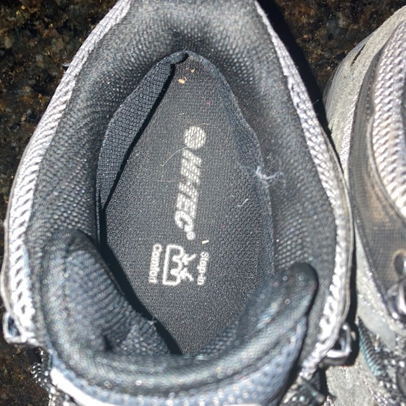 Hi Tec 8D Hiking Mountain Grey Black Shoes - Picture 5 of 10